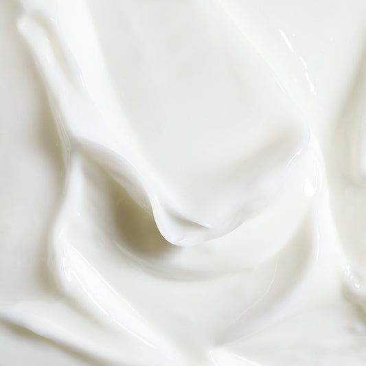 Milk spray for detangling hair