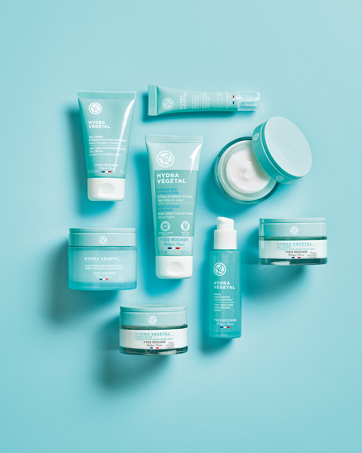 Care with a non-stop effect of intensive hydration that lasts 100 hours